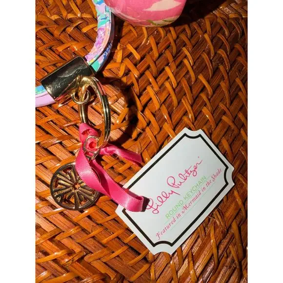 Lilly Pulitzer Bracelet & Round Keychain Lot – Bangle + NWT Keychain - Picture 5 of 10